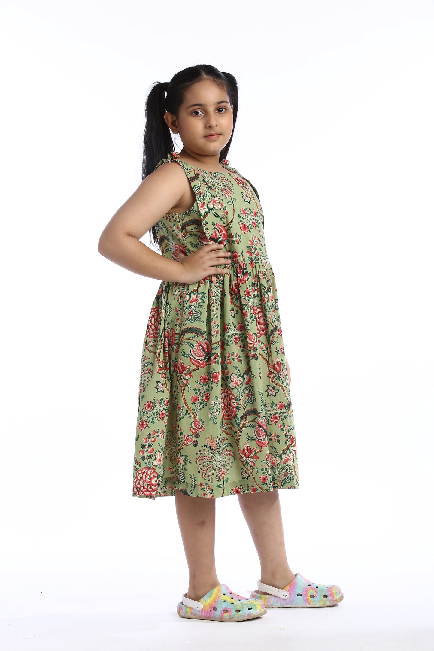 Floral Print Girls' Sleeveless Green Frock