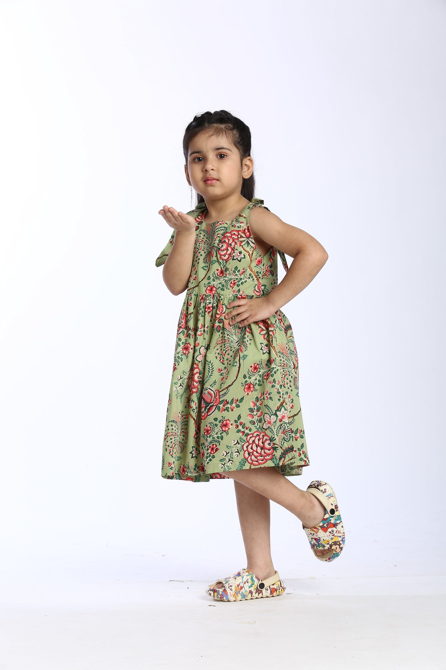Floral Print Girls' Sleeveless Green Frock