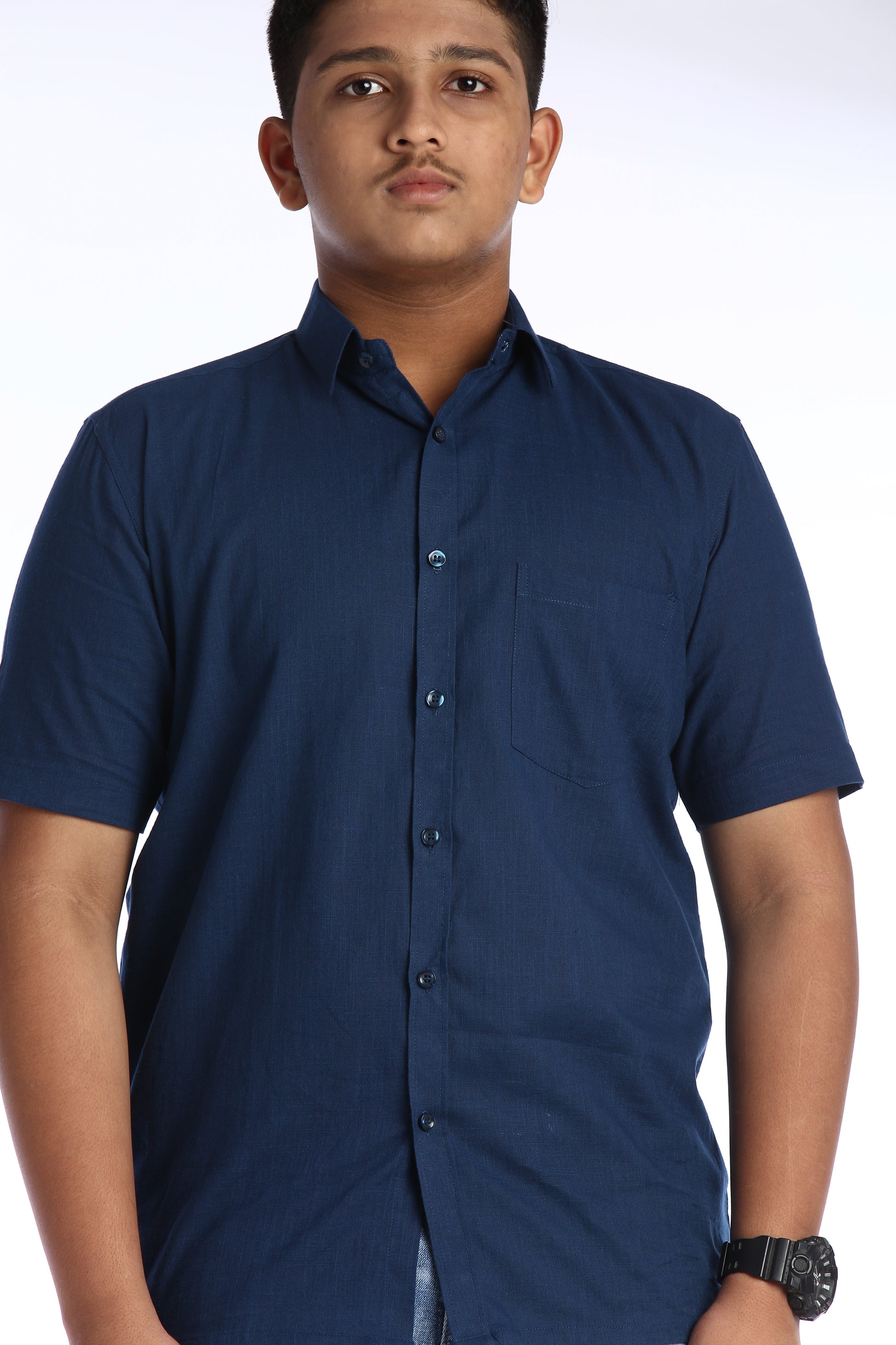 ek'dor blue cotton slub half sleeves shirt for men.